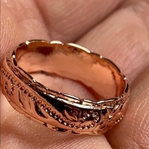 NWOT Rose Gold Tone Ring